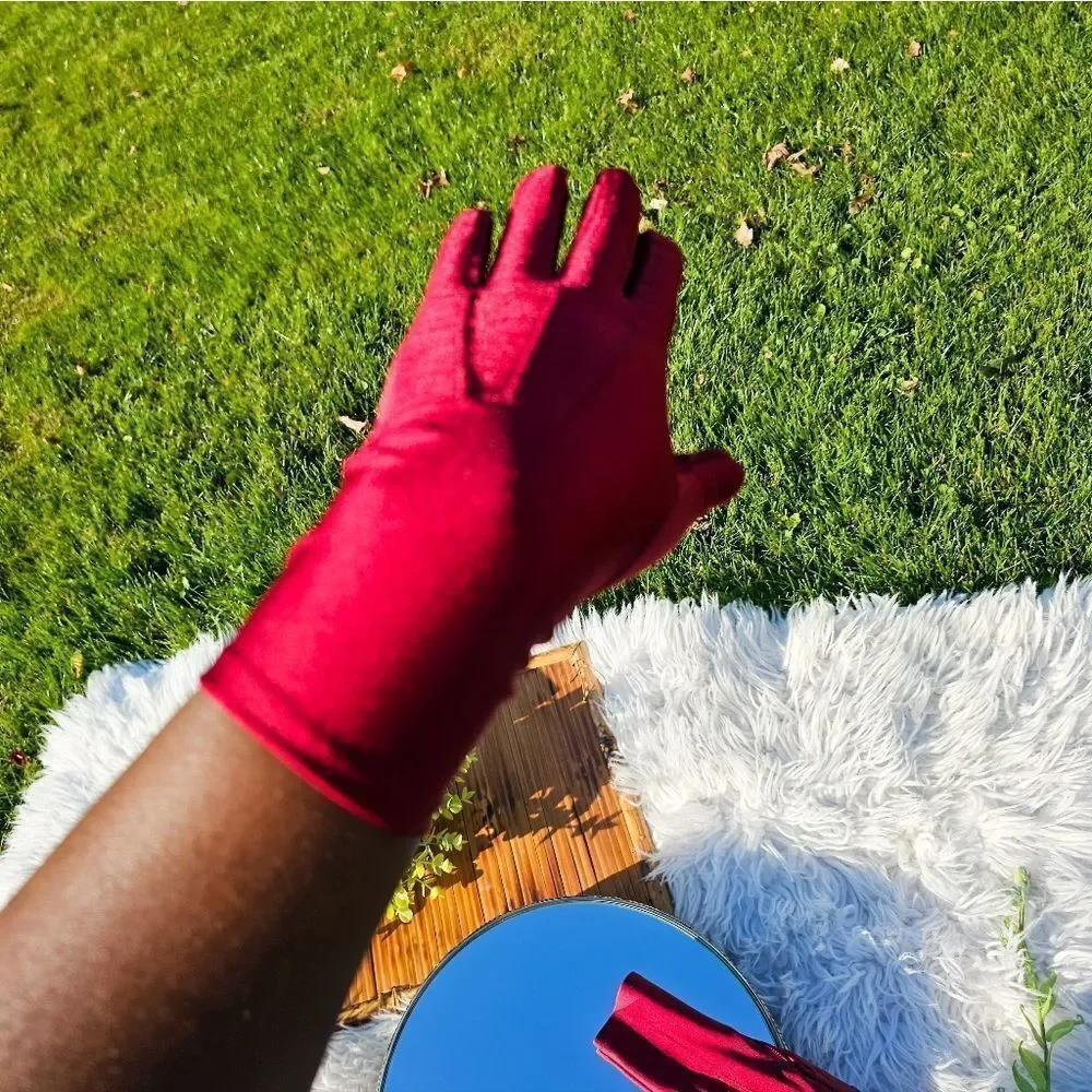 Stylish Burgandy Spandex Faux Leather Blend Statement Gloves.